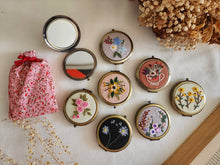 Load image into Gallery viewer, Floral Embroidered Compact Mirror
